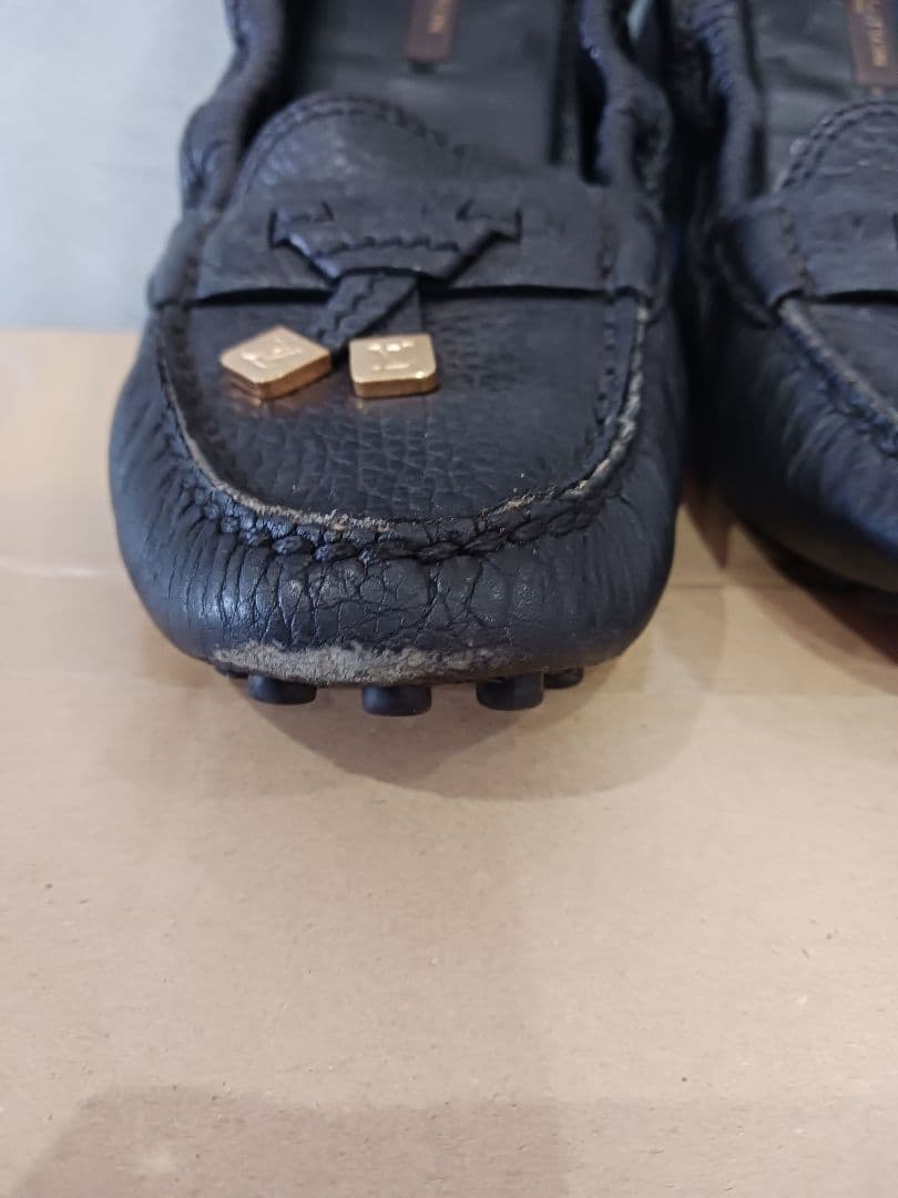 Louis Vuitton ブラック モカシン　　 ３８