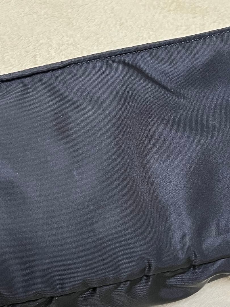 PRADA ボディバッグ　ウェストポーチ　ブラック　正規店修理済み