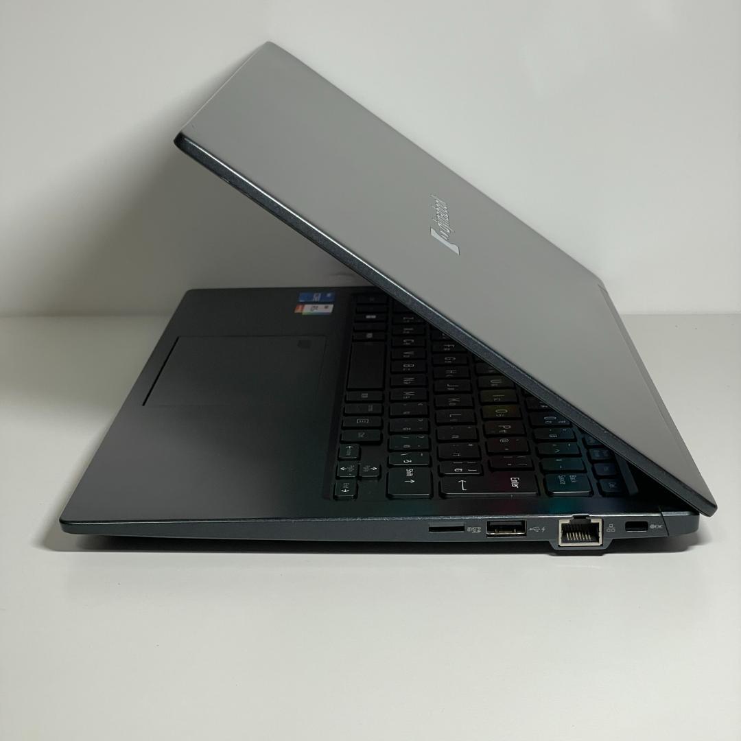 2022年製 第11世代i5 dynabook G83/HV 16GB オフィス