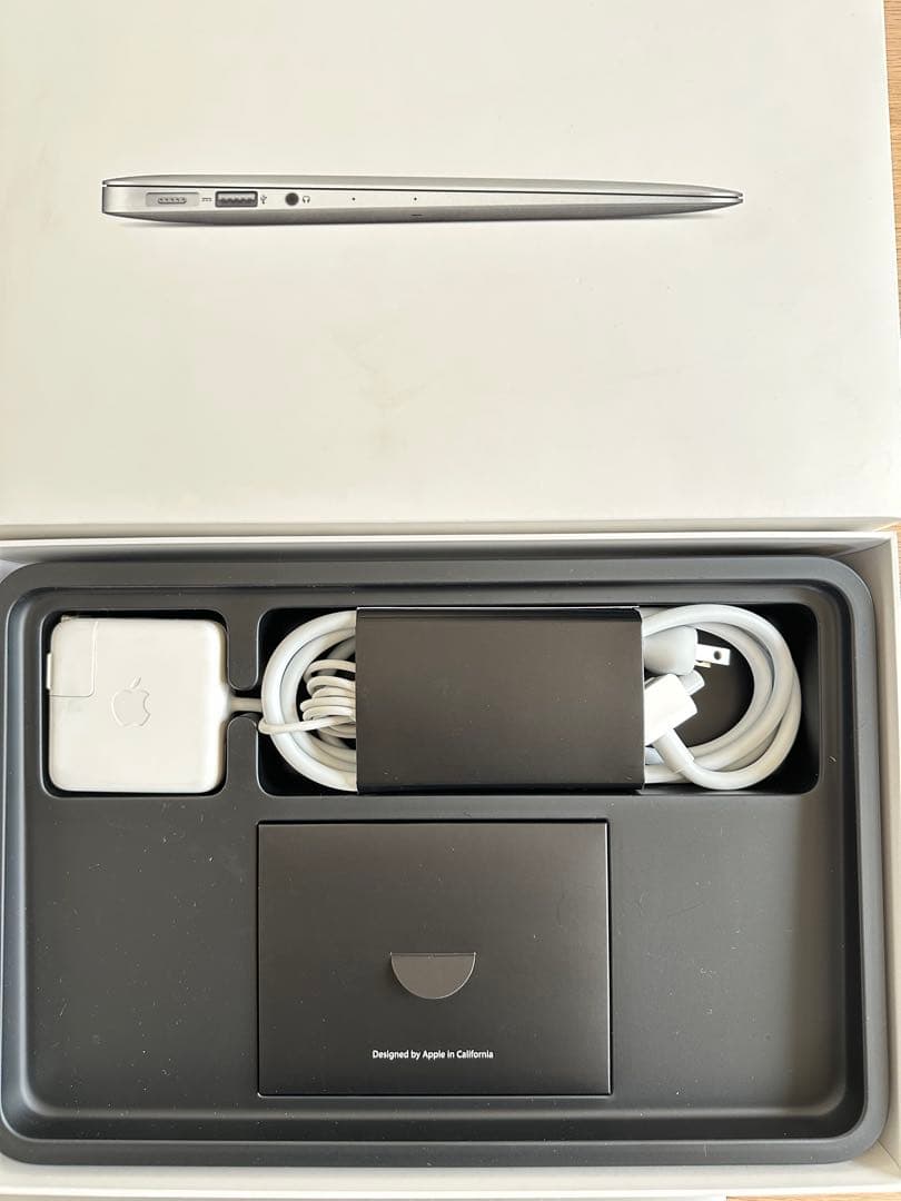 Apple MacBook Air (11インチ, Mid 2013)