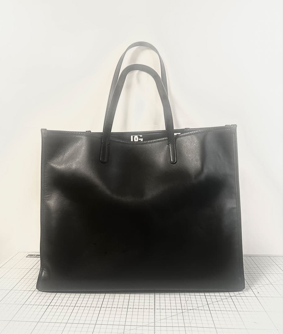 M*9様 Dolce&Gabbana 大きめ　ショッピングレザーバッグ 定価25