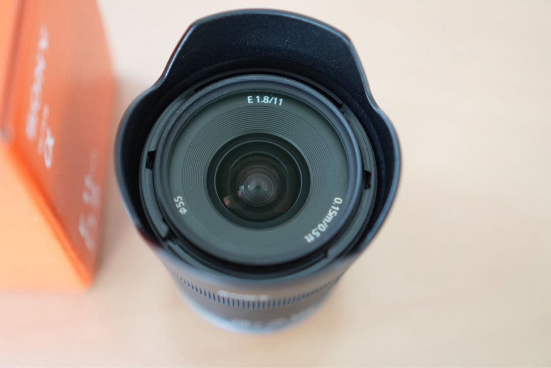 SONY E 11mm F1.8 単焦点レンズ