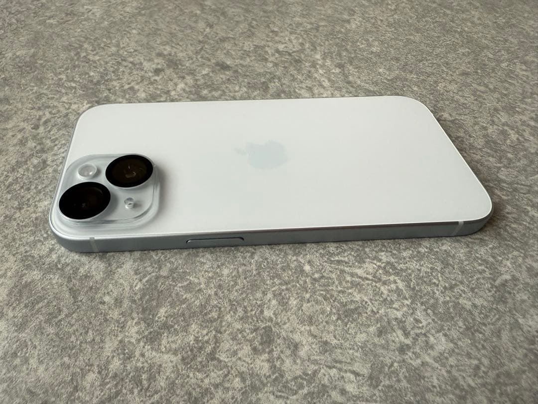 Apple iPhone 15 256GB SIMフリー 美品