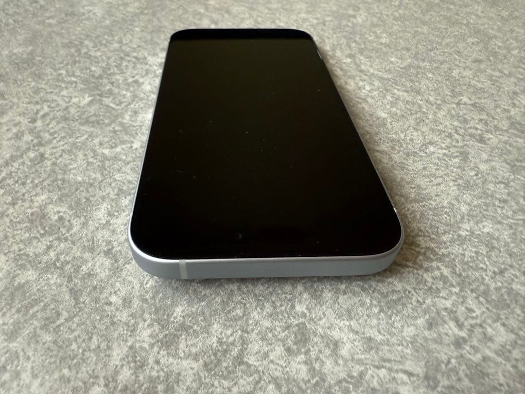 Apple iPhone 15 256GB SIMフリー 美品