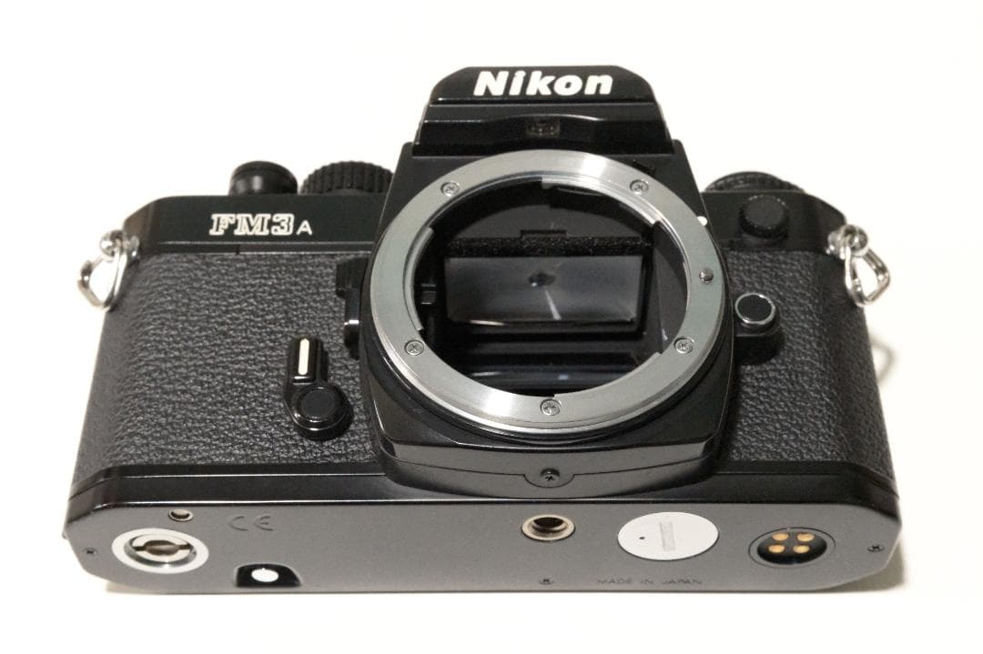 Nikon FM3A + 50mmF1.8 + 35mmF2 + 本革ケース