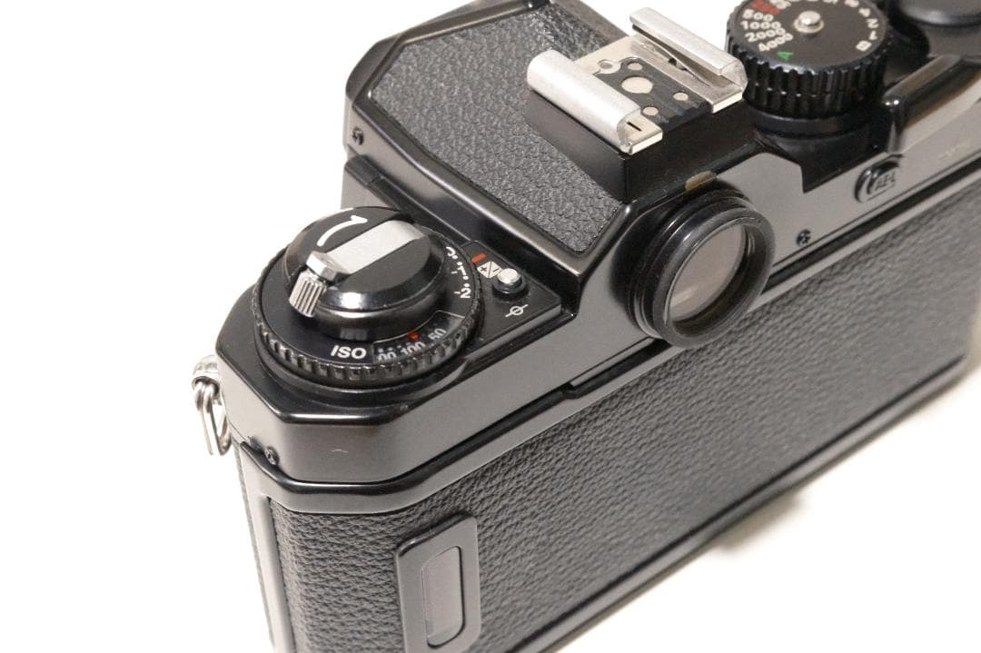 Nikon FM3A + 50mmF1.8 + 35mmF2 + 本革ケース