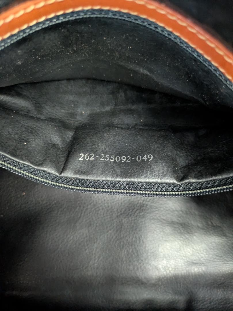 FENDI　フェンデイ　 ボストンバッグ　ペカン柄　大容量　鍵付き　2802