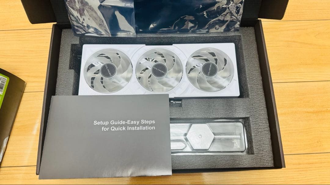 GALAKURO RTX 5070 Ti White 16GB【動作確認済】