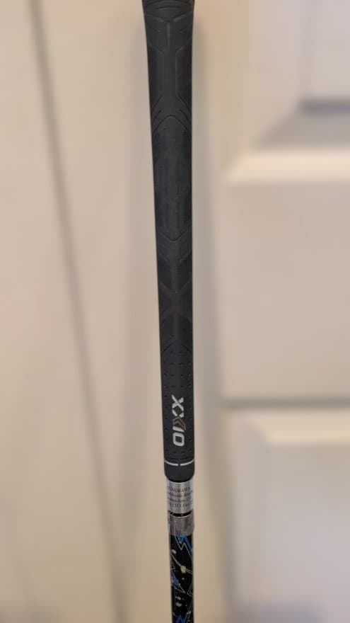 XXIO13 ドライバー 11.5度 黒/青 ヘッドカバー付き