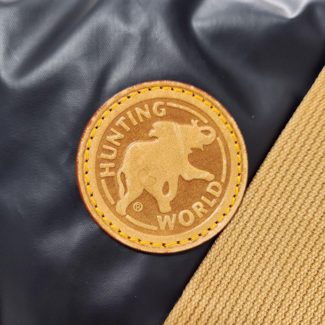 ハンティングワールド　ブラック メッセンジャーバッグ 　ショルダーバッグ