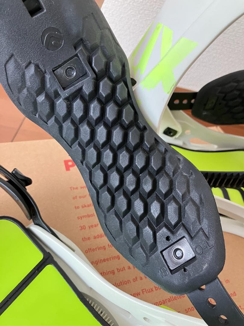 FLUX BINDING　DS 　22-23モデル