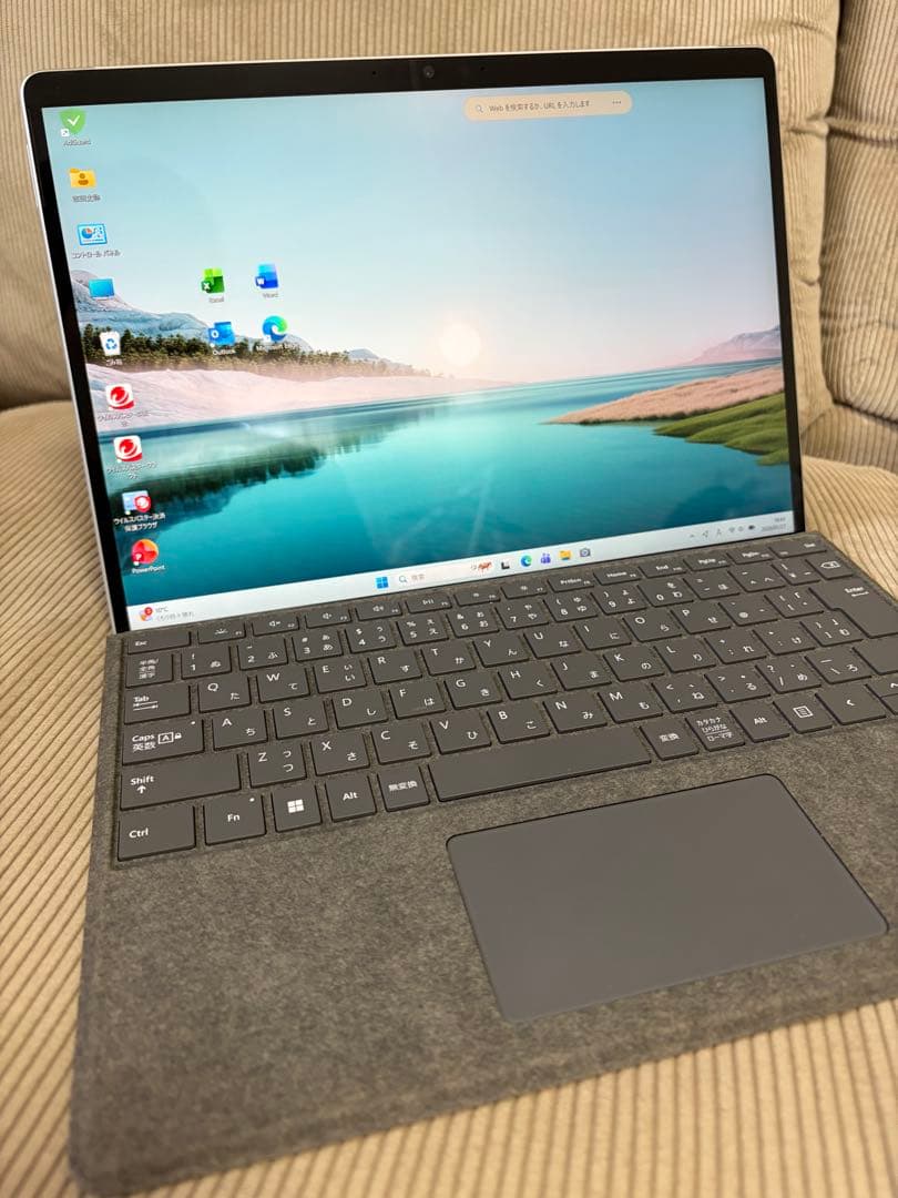 Microsoft Surface Pro 8 シルバー