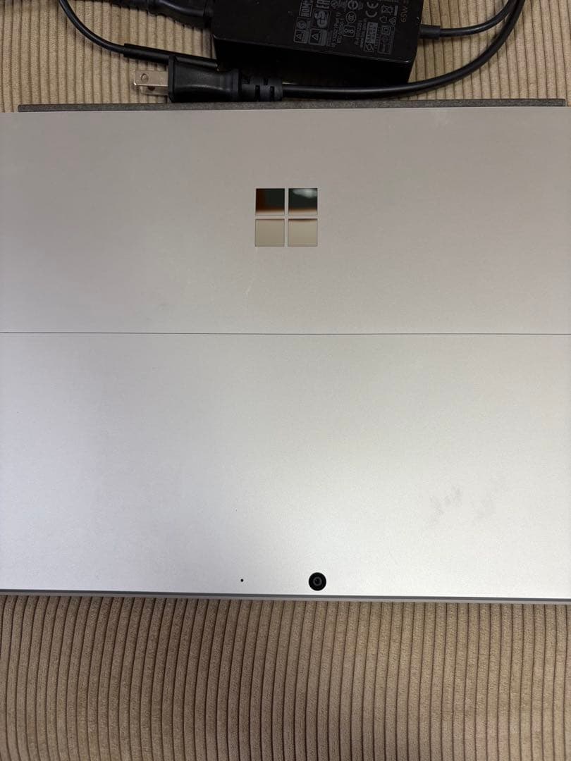 Microsoft Surface Pro 8 シルバー