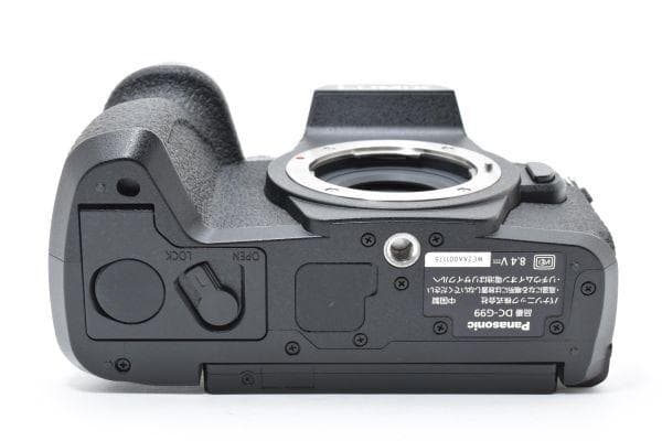 【ほぼ新品】パナソニック Panasonic LUMIX DC-G99 ボディ