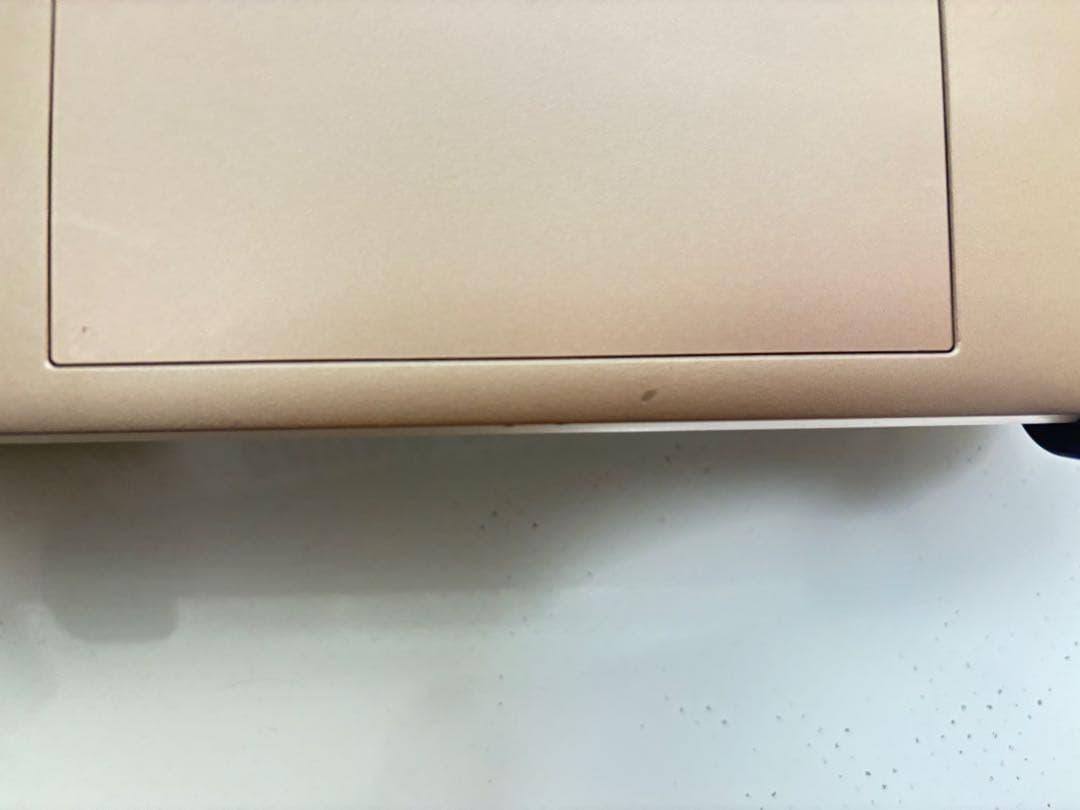 HP Pavilion Aero Laptop 13-beピンクベージュ