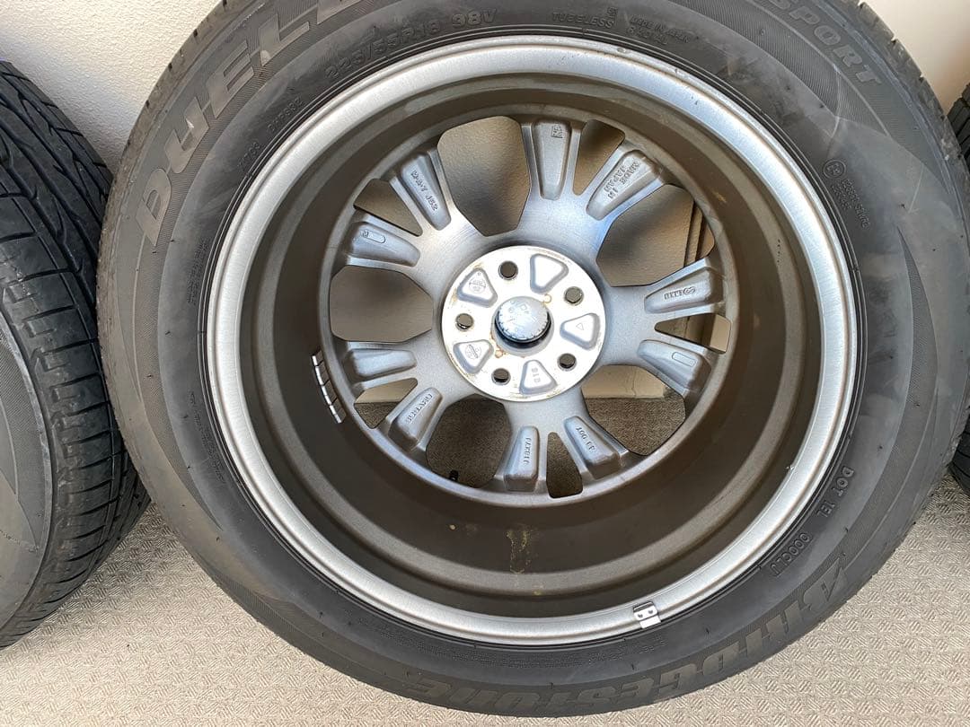 フォレスターSK純正ホイール4本セット 225/55R18 PCD114.3mm