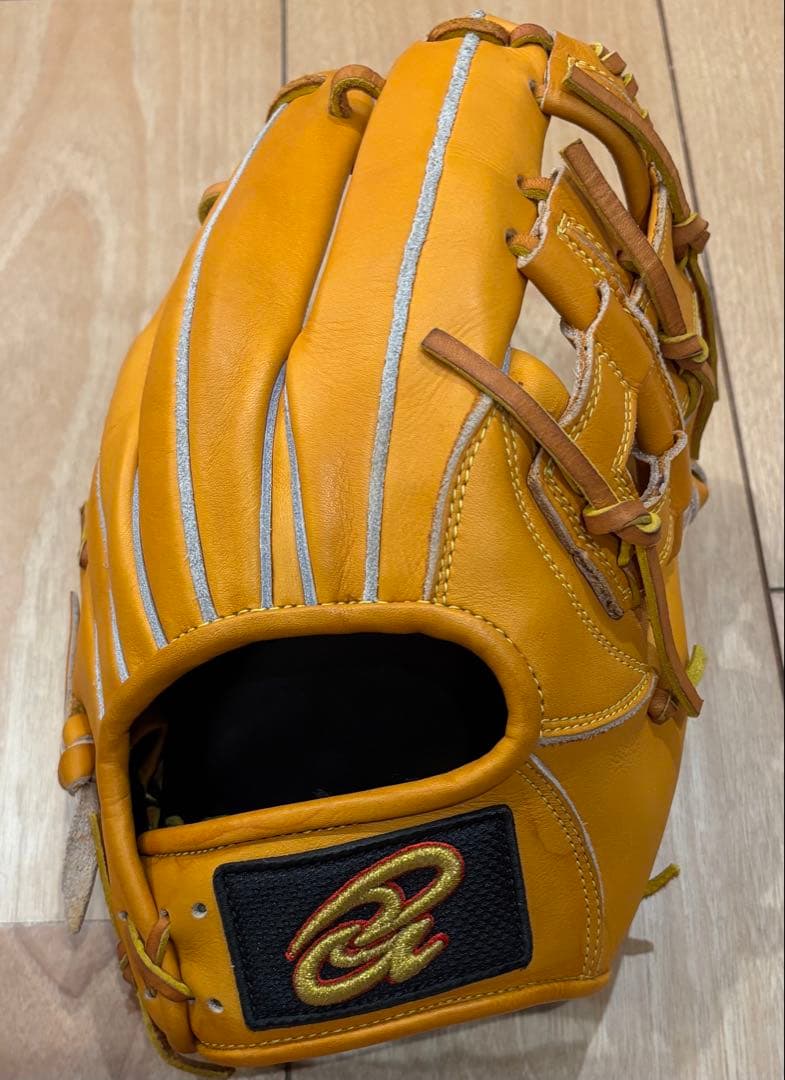 【極美品】ドナイヤ　軟式グローブ　DJNIM Donaiya