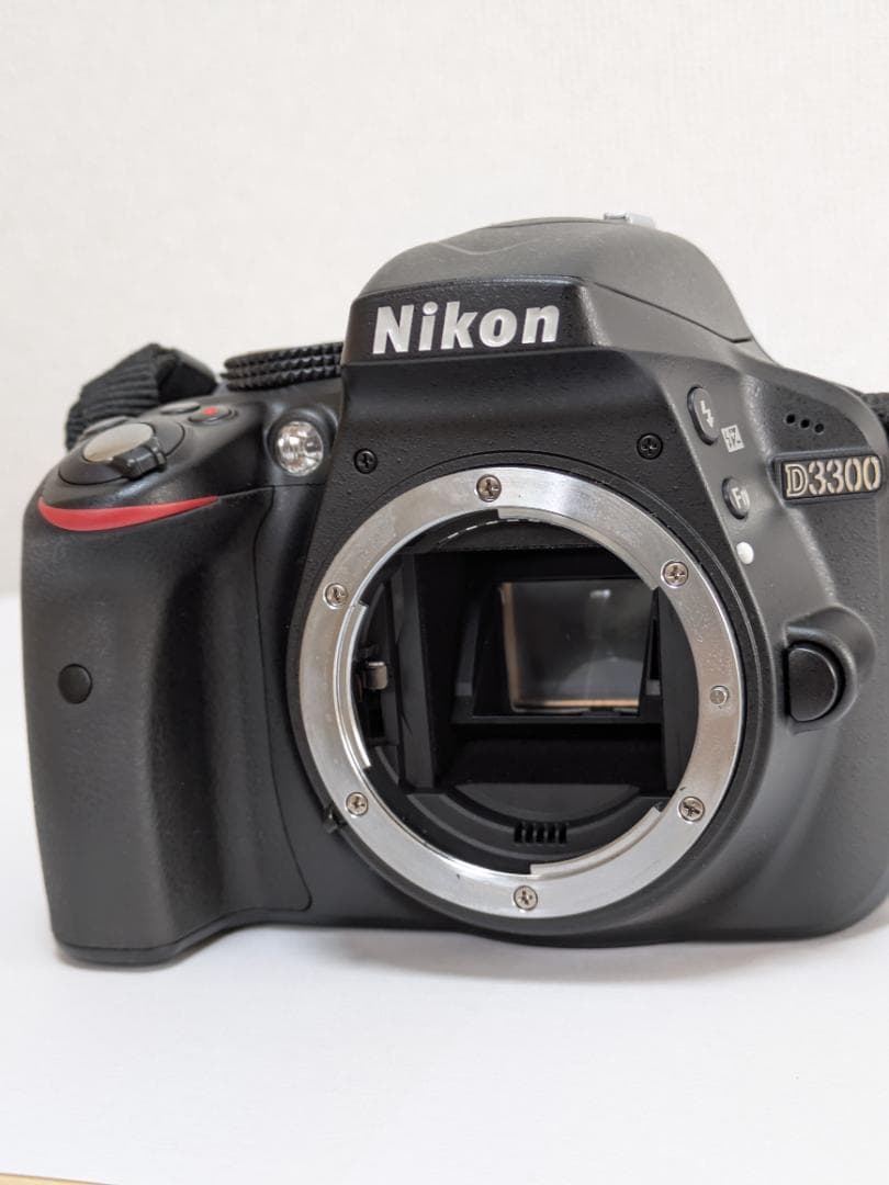 Nikon デジタル一眼レフカメラ　D3300