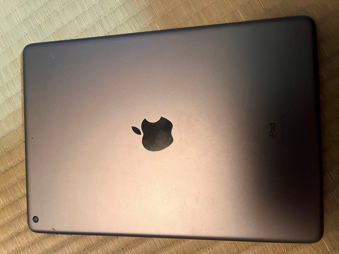 Apple iPad 第8世代　32GB 【超美品】