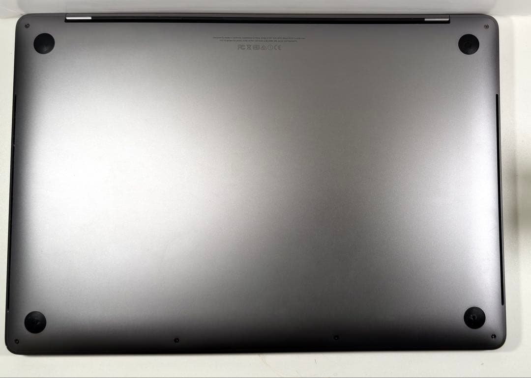 【未だ現役】MacBookPro2016 15”　i7/16GB/250SSD