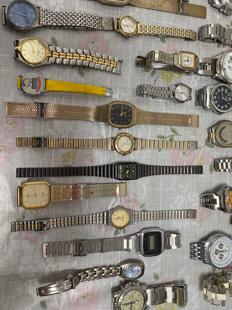 時計まとめ　ジャンク品　60本