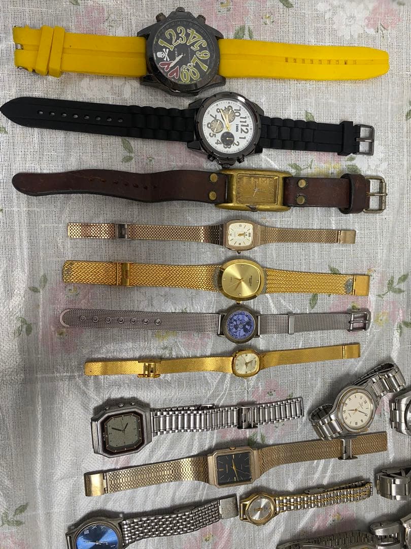 時計まとめ　ジャンク品　60本