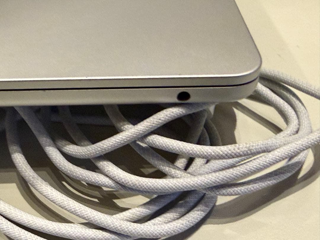 MacBook Air M2 13インチ 24GB 512GB US