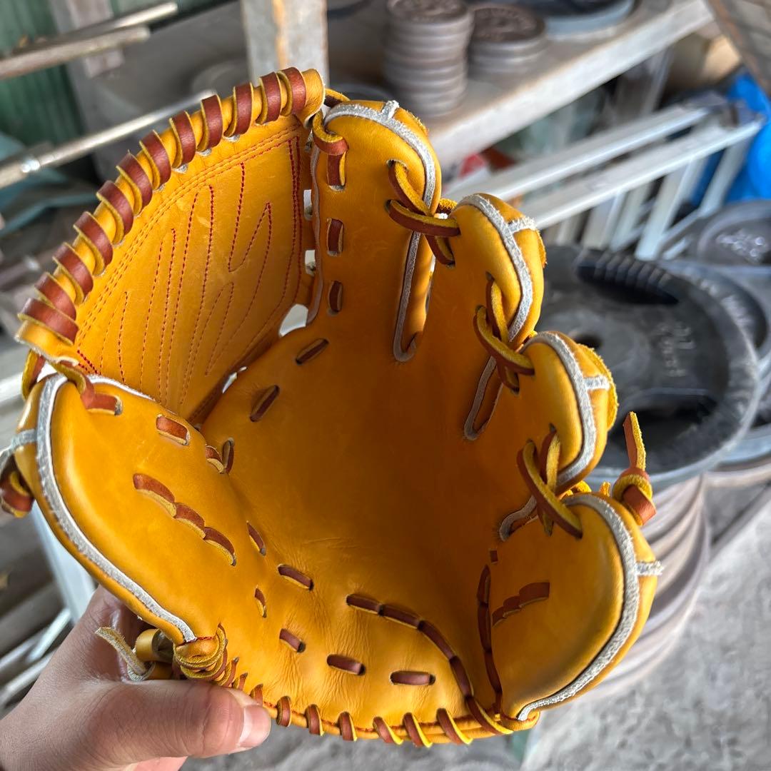 大人用硬式グラブ アイピーセレクト 購入したら画像を送ります。