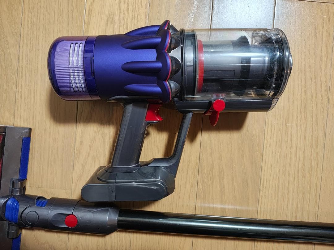 ダイソン★digital slim★SV18★バッテリー新品と同等★スタンド付1
