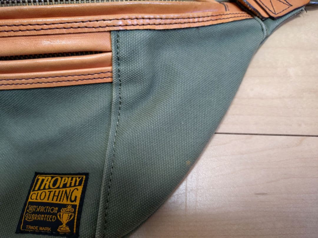 トロフィークロージング　デイトリップバッグ オリーブ