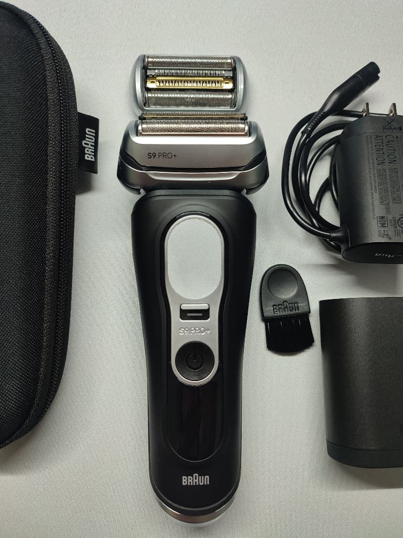 BRAUN S9 PRO+ メンズ電気シェーバー