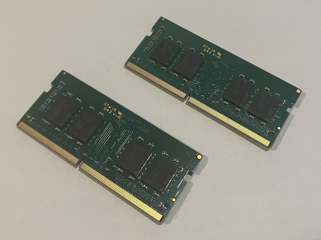 Crucial DDR4-2666 16GB(8GB×2) ノート用メモリ
