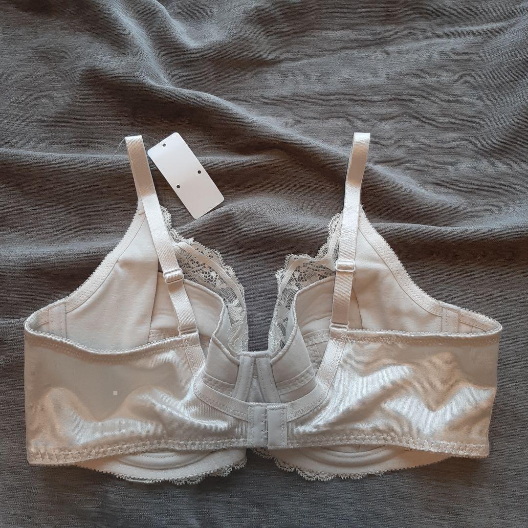 大人気　ト リンプ フルカップブラ F80 3色　収まる 楽　肌着 人気