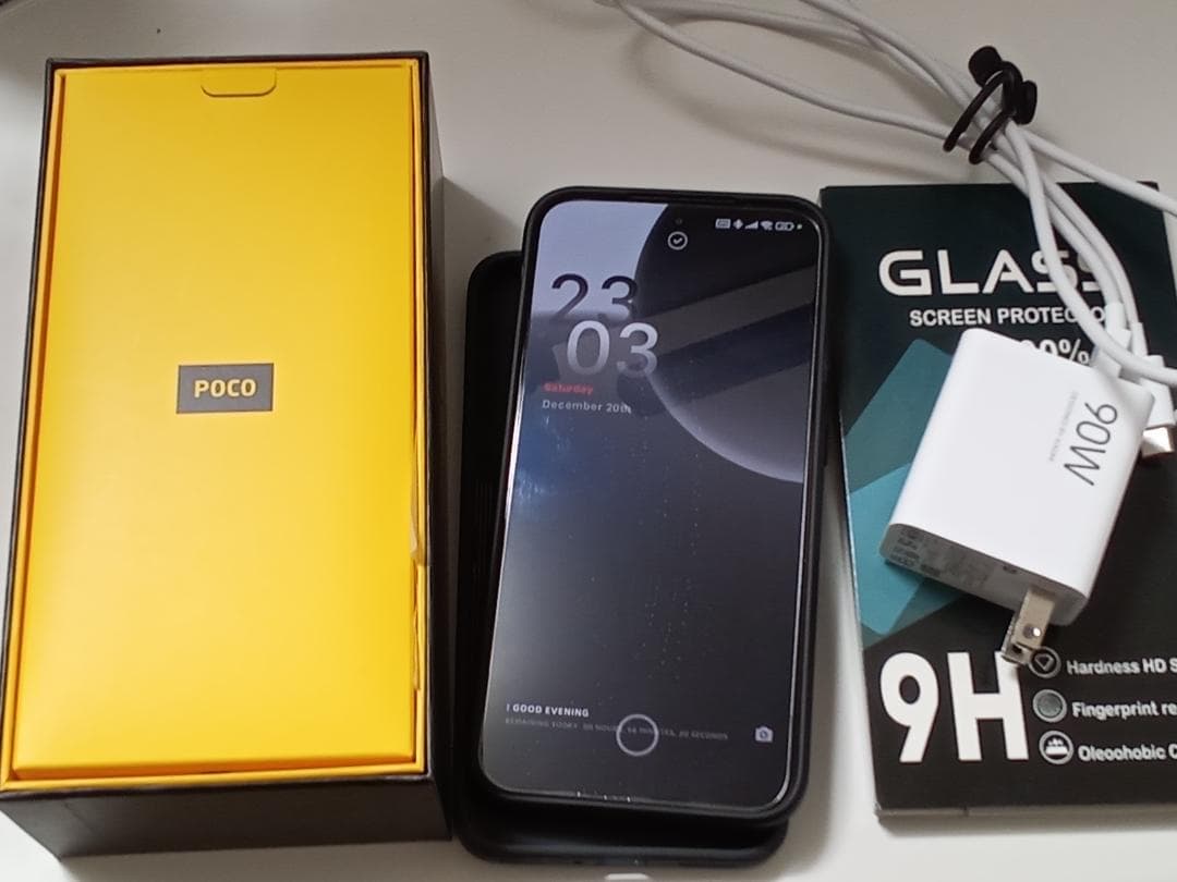 POCO F7 256GB + 8GB RAM 本体　おまけ付き