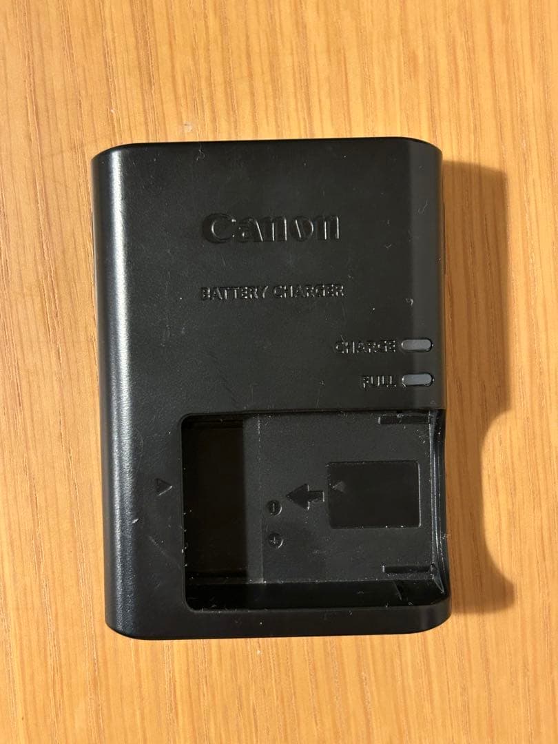 Canon ミラーレス一眼カメラ EOS Kiss M2 ブラック KISSM2