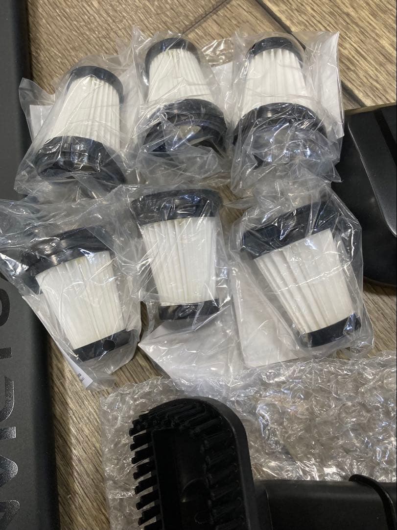 インビクタス ワン　スティッククリーナーフィルター6個付き　ブラック