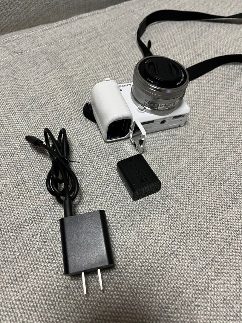 SONY ZV-E10ホワイト GP-VPT2BT 純正シューティンググリップ