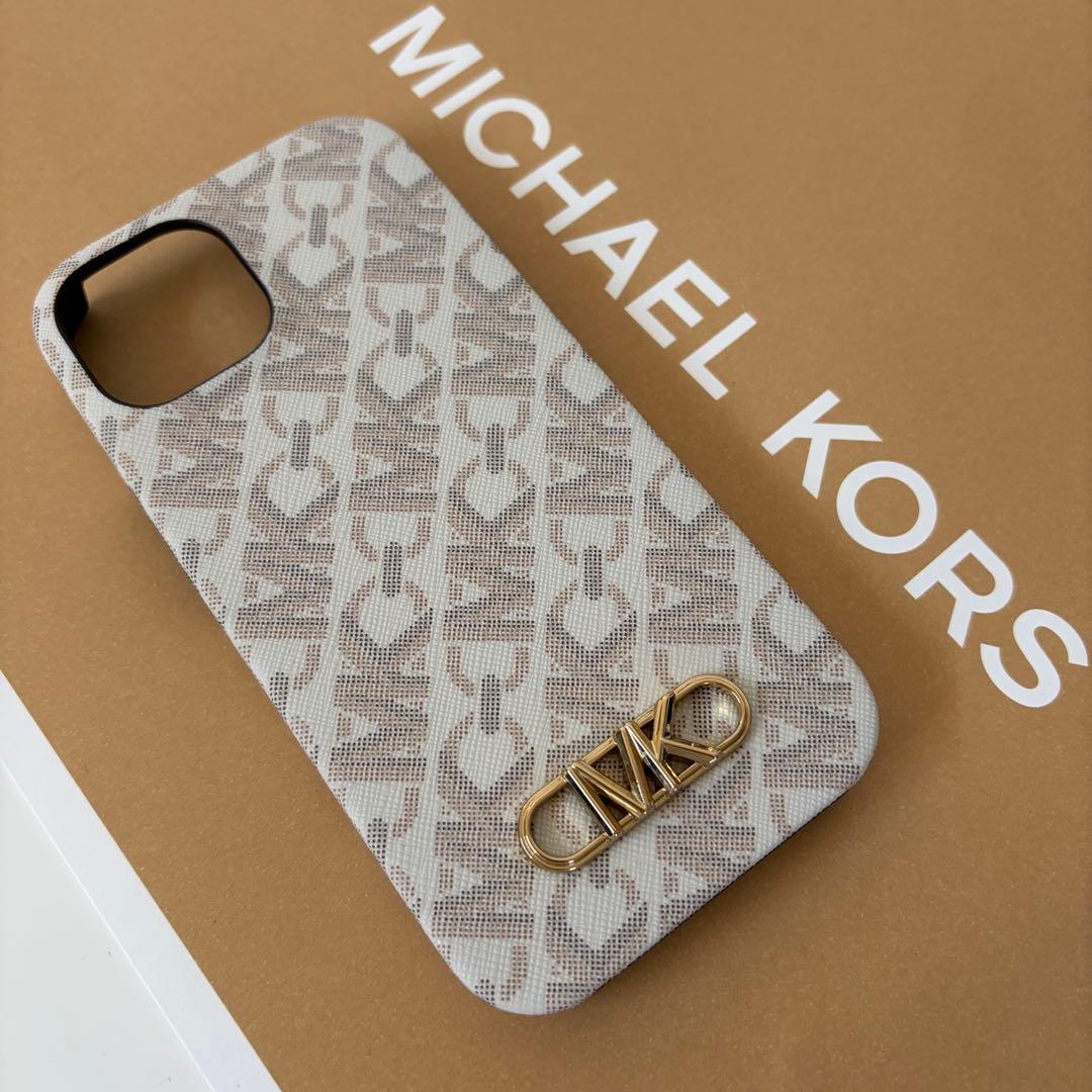 マイケルコース☆新品☆ロゴ iPhone 15ケース MagSafe/バニラ 白