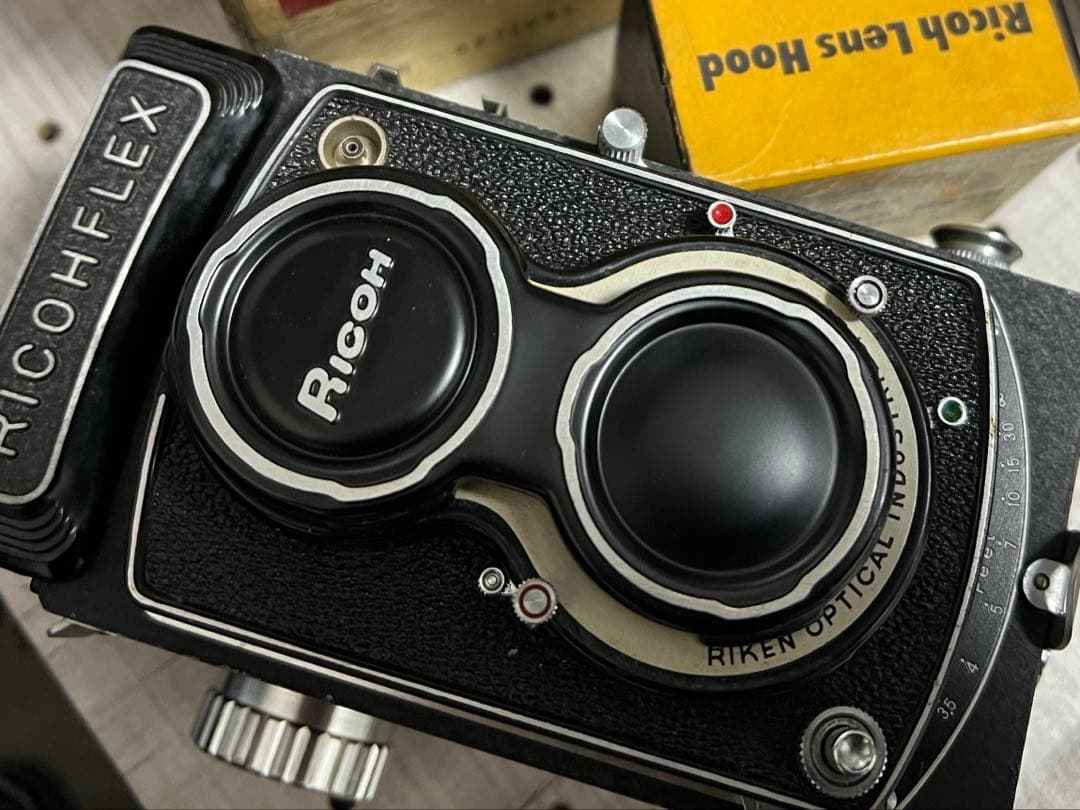 RicohFlex Dia カメラ80mm 3.5