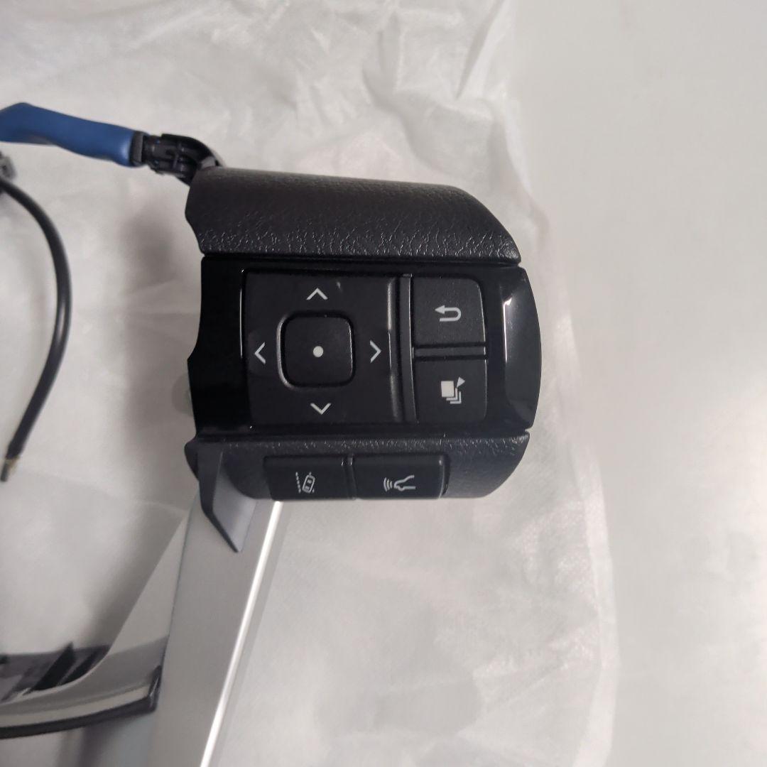 ランドクルーザー70 GDJ76W ステアリングスイッチ