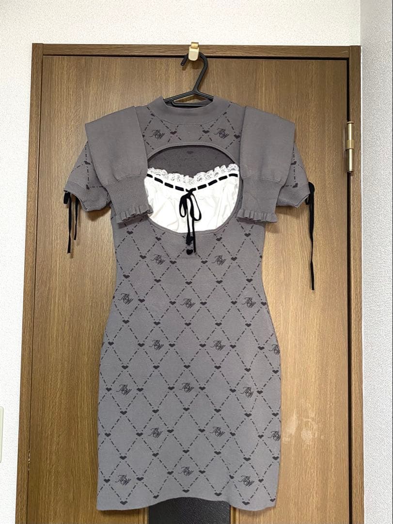 ミシェルマカロン HONEY MEW アームカバー付きMWモノグラムワンピース