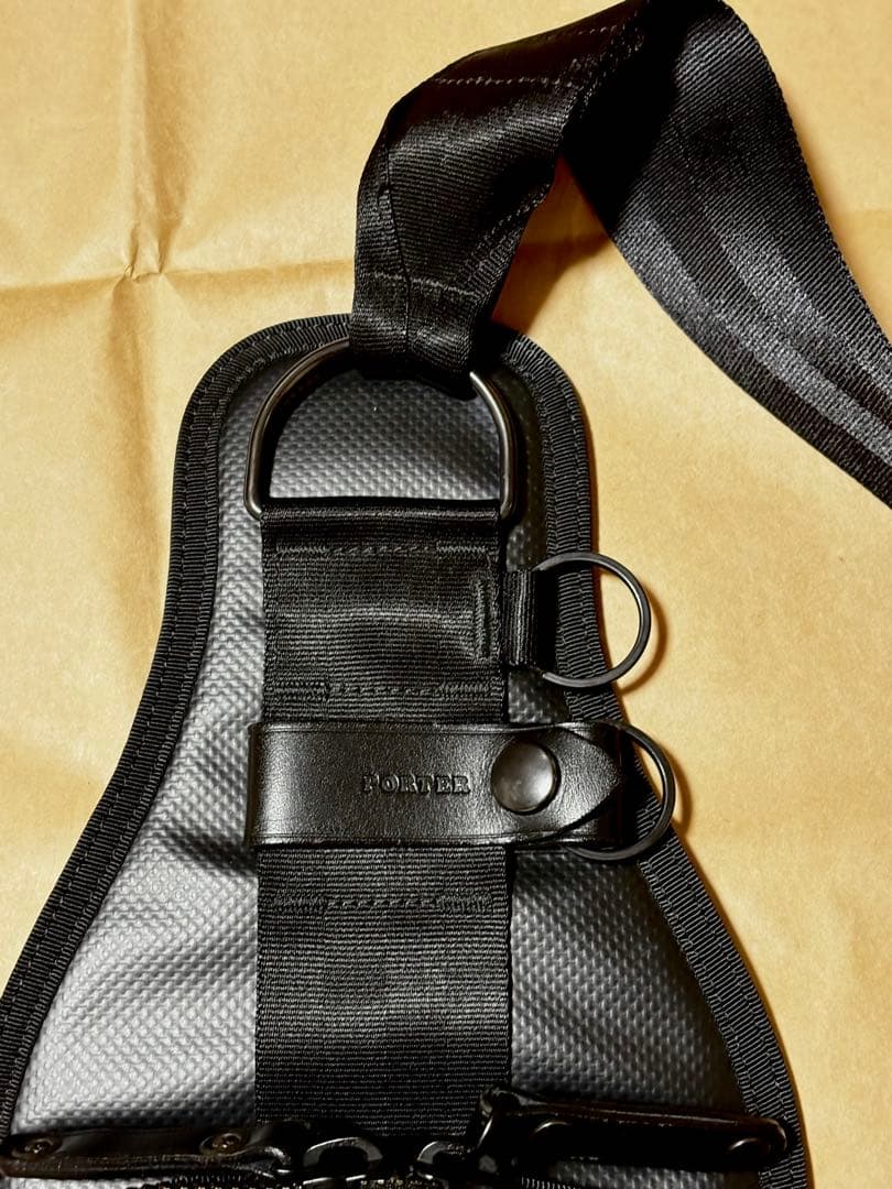 【美品】 PORTER ヒートスリングショルダーバッグ　ボディバック　吉田鞄