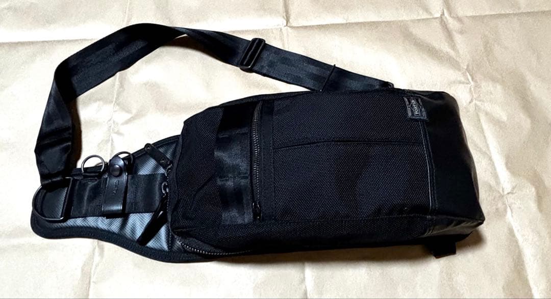 【美品】 PORTER ヒートスリングショルダーバッグ　ボディバック　吉田鞄