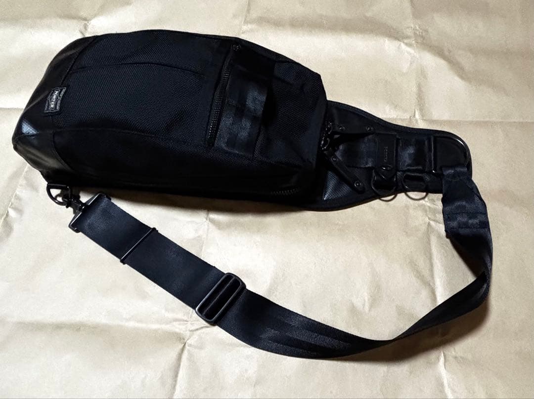 【美品】 PORTER ヒートスリングショルダーバッグ　ボディバック　吉田鞄