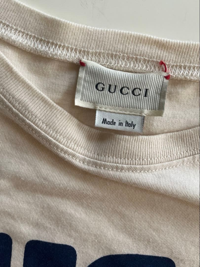 GUCCI ロゴ Tシャツ クリーム色(ジュニア)