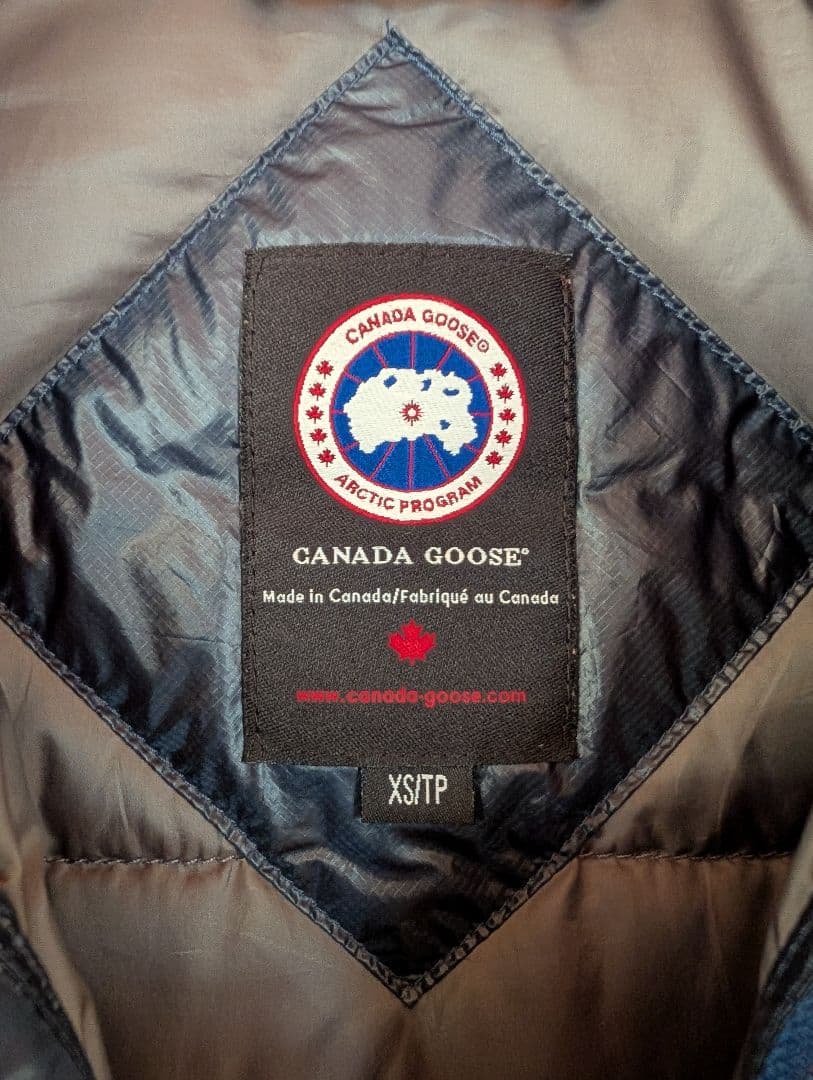 カナダグース   ダウンジャケット XS　ネイビー