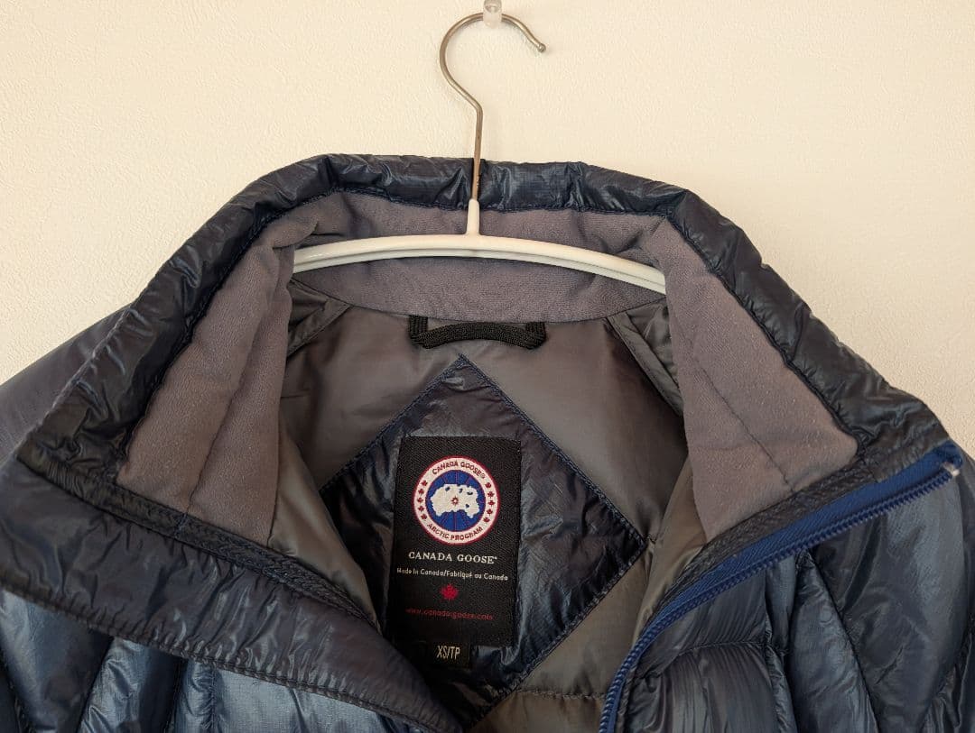 カナダグース   ダウンジャケット XS　ネイビー