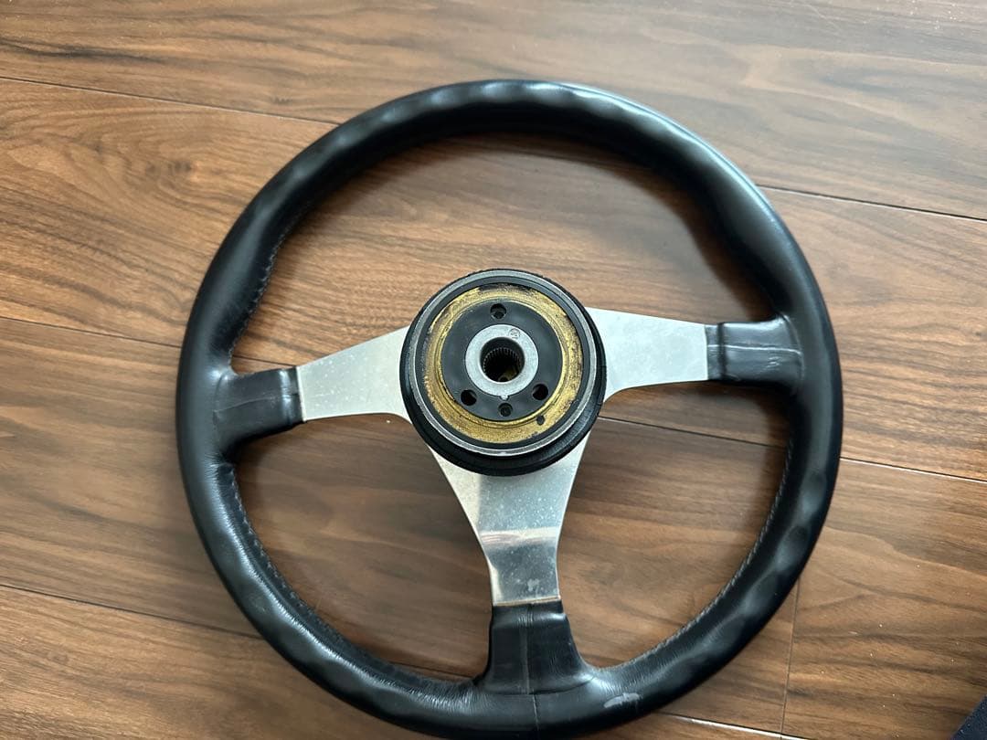 NARDI ナルディ 3本スポークステアリング