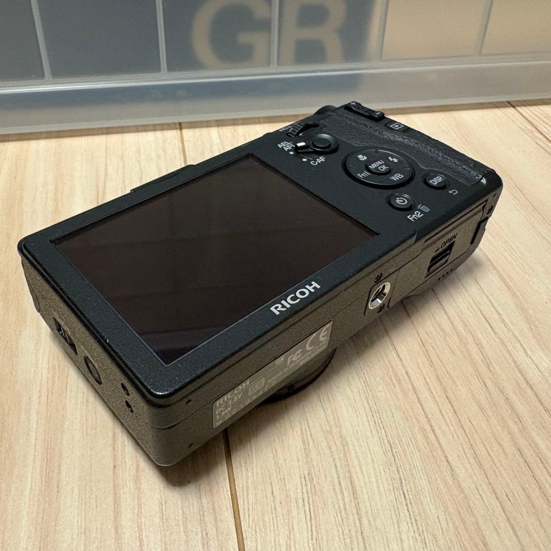 RICOH GR コンパクトデジタルカメラ 動作良好♫