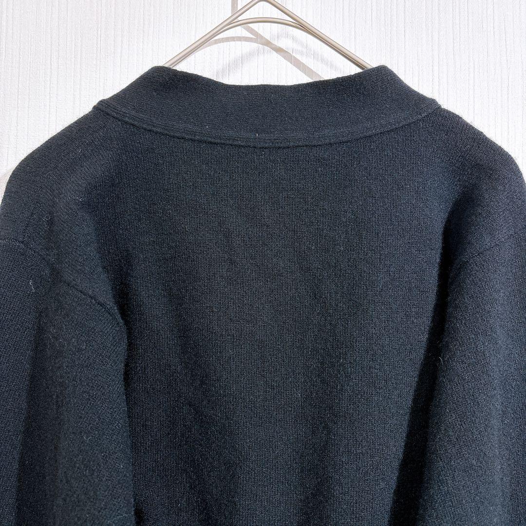 ヌメロヴェントゥーノ　カーディガン　Ｖネック　ロゴ入り　クロップド丈　ショート